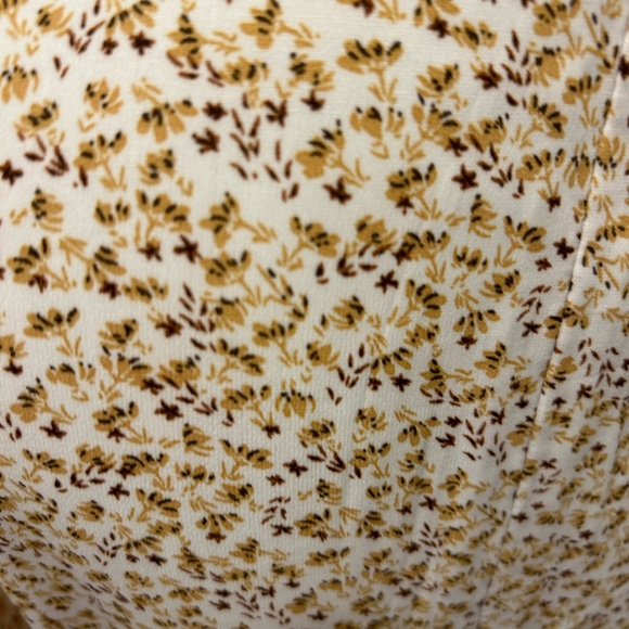 Creative Genius Floral Maxi Dress. Only been worn once. Size Xs - Picture 4 of 5